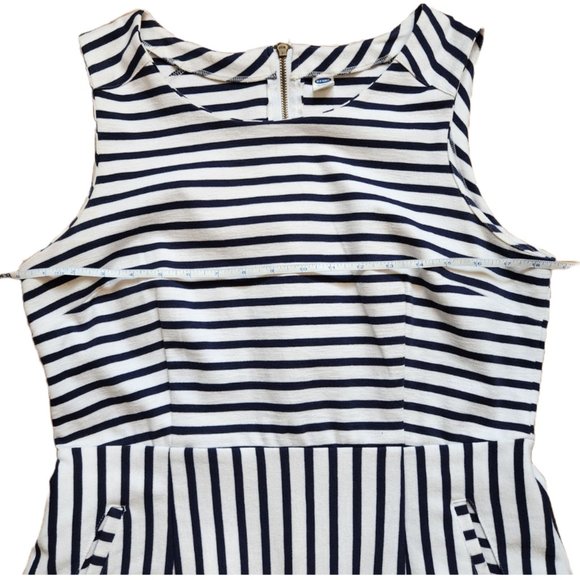 Old Navy Blue and White Striped Dress - Picture 6 of 7